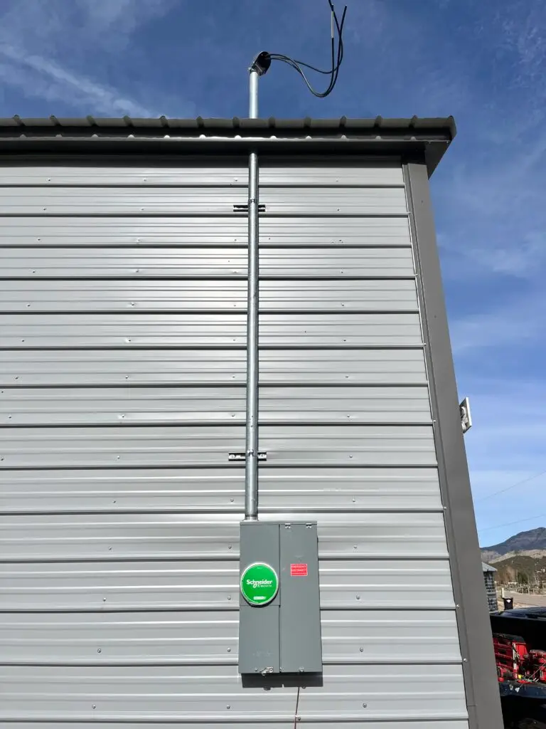 southeast Idano electrician residential new service meter main on exterior of builder